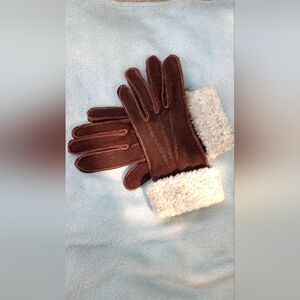 Brown Suede Gloves with White Fur Cuff